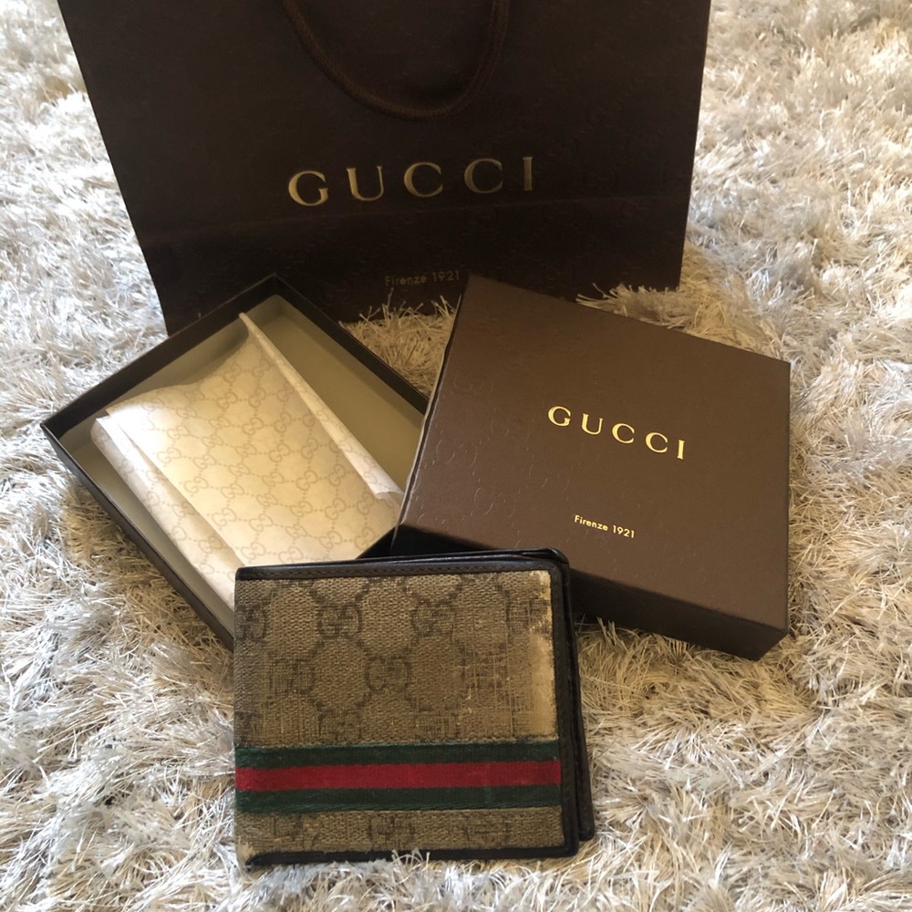 Used Gucci Wallet